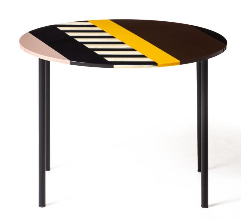 Fishbone table 68x54x50 Moroso